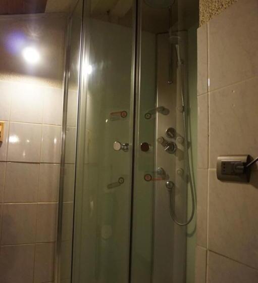 اتاق استاندارد با سرویس بهداشتی مشترک, Hospedaje Amapola