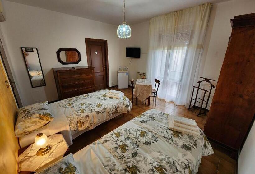 Номер Economy, Gold B&b
