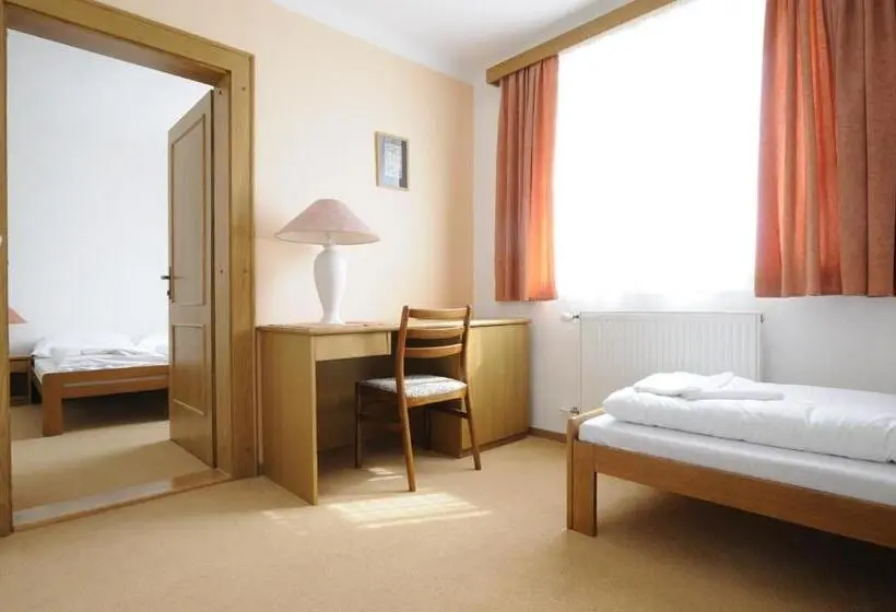 デラックストリプルルーム, Horský Pension Gendorf