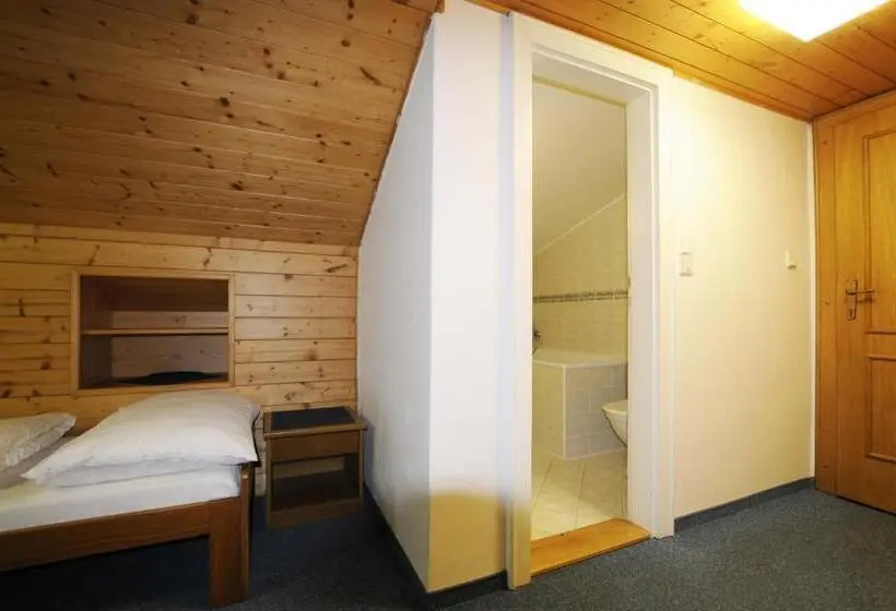 エコノミー４人部屋, Horský Pension Gendorf