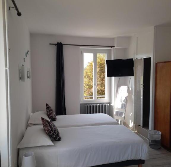 חדר סטנדרט לארבעה, Au Moulin Du Pont