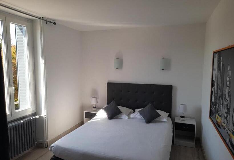 חדר דלוקס, Au Moulin Du Pont