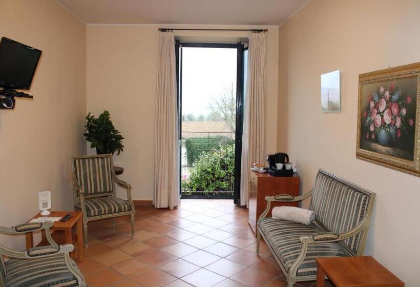 套房, Casale Delle Arti