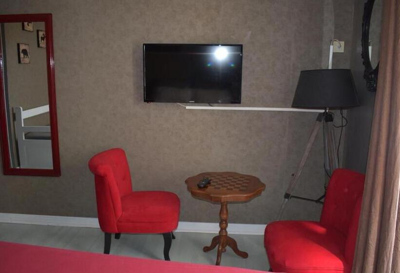 غرفة قياسية رباعية, Hôtel Le Mélèze