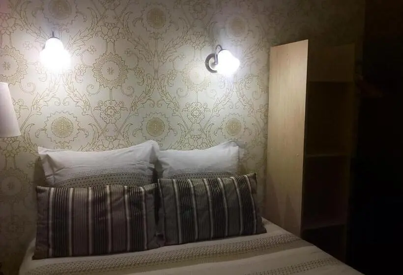 Standard Kolmen Hengen Huone, Hôtel Le Mélèze