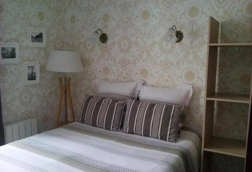 Standard Kolmen Hengen Huone, Hôtel Le Mélèze