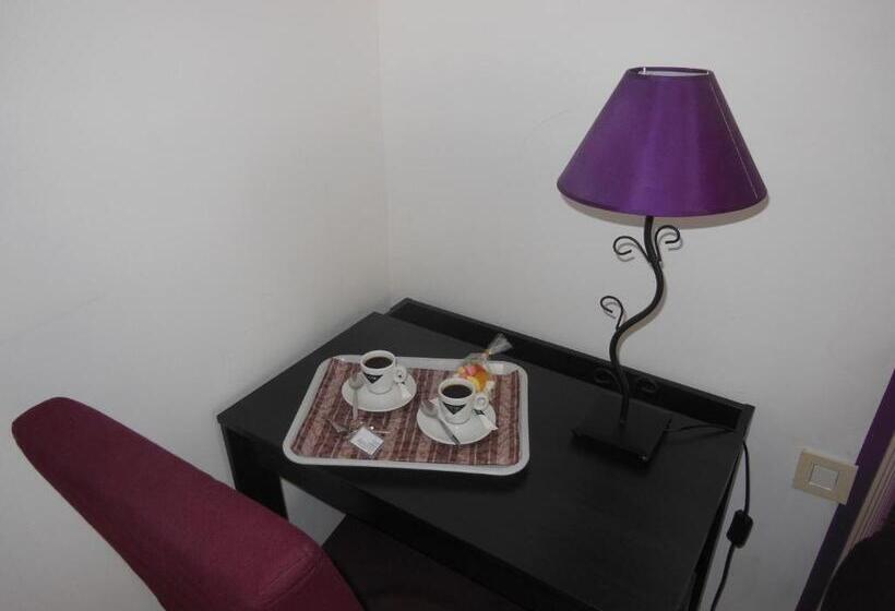 Номер Стандарт, Hôtel Le Mélèze