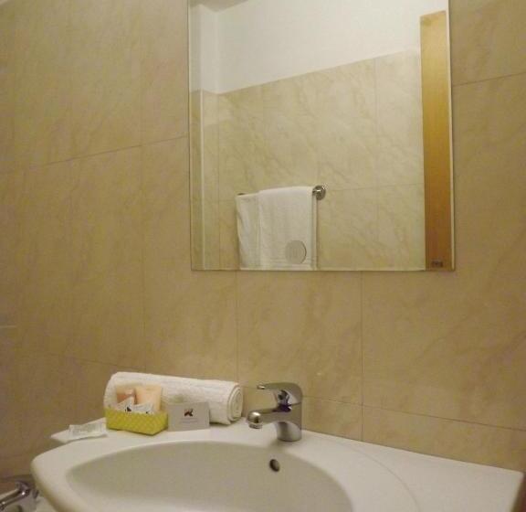 Семейный Номер, Kristall