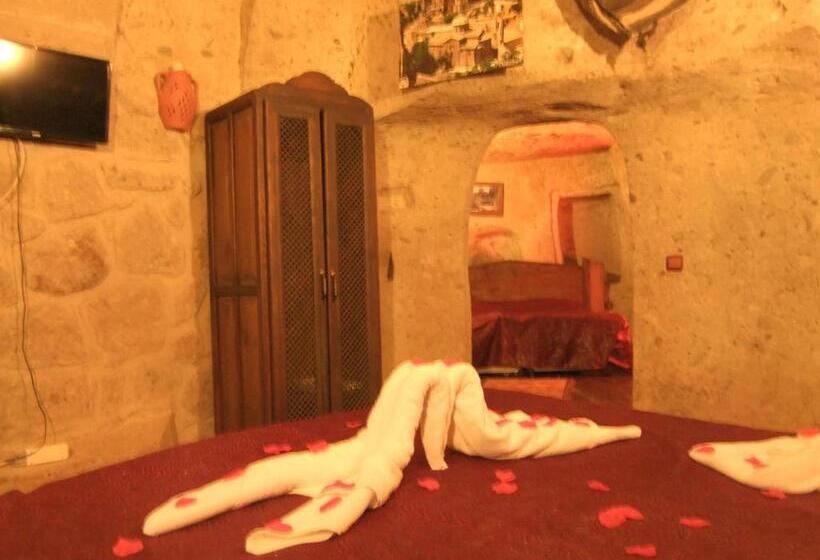 غرفة قياسية ثلاثية, Mayaoglu Konagi