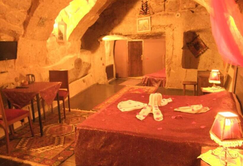 غرفة قياسية ثلاثية, Mayaoglu Konagi