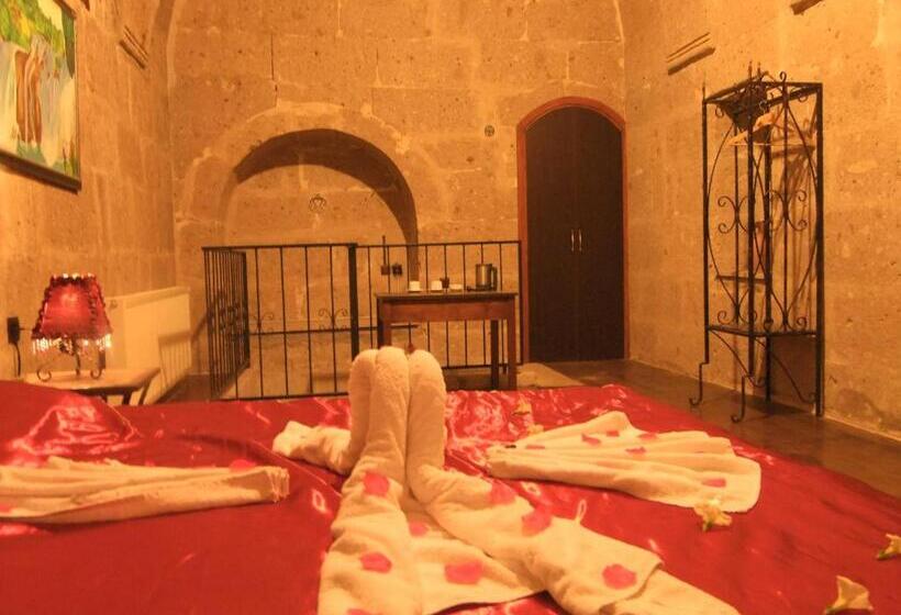 غرفة قياسية ثلاثية, Mayaoglu Konagi