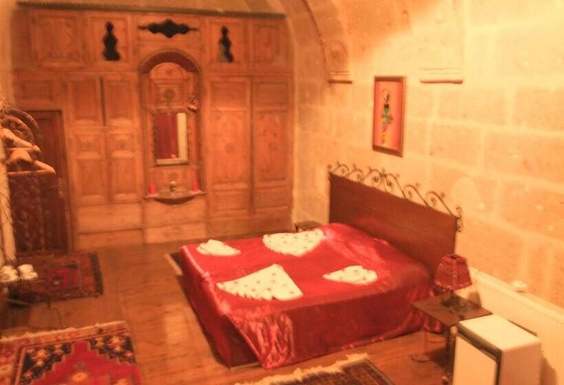 غرفة قياسية ثلاثية, Mayaoglu Konagi