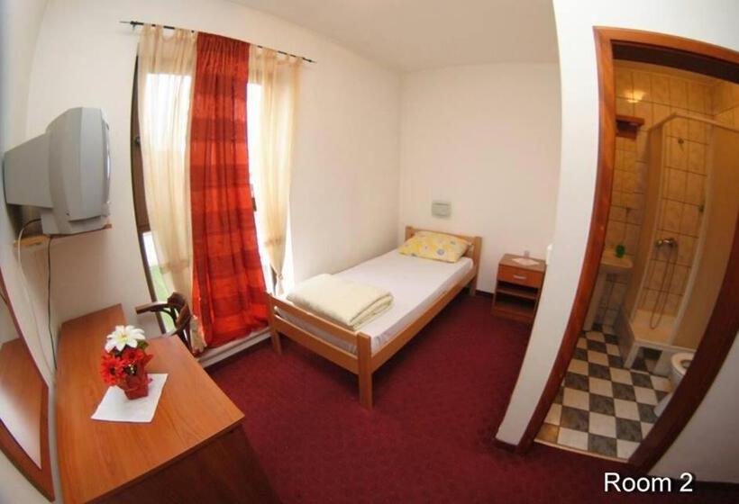 اتاق لوکس یک تخته, Motel Bella Italia