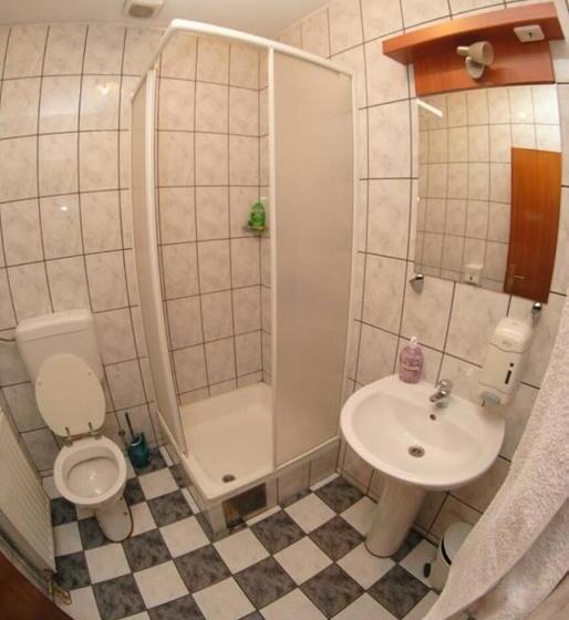 اتاق لوکس با بالکن, Motel Bella Italia