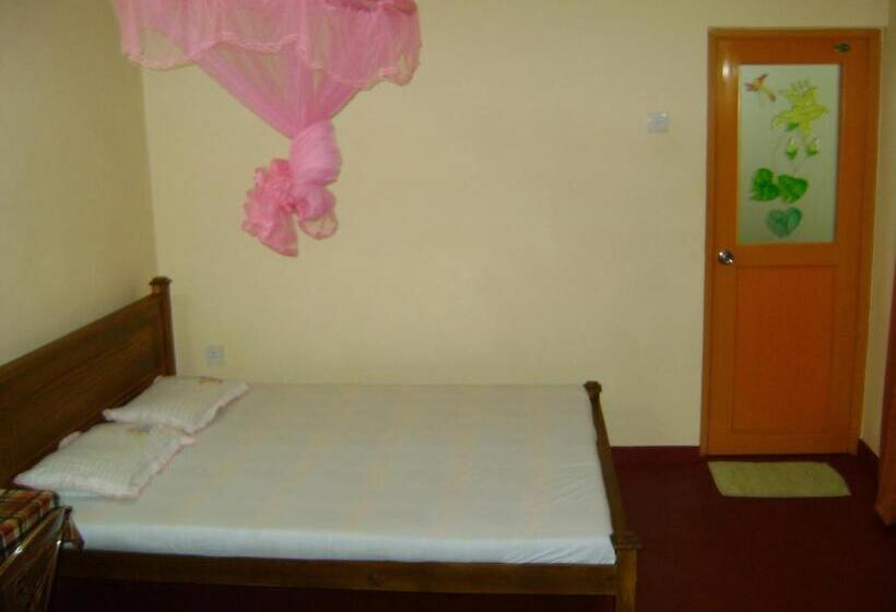 デラックスルーム, Family Guest House