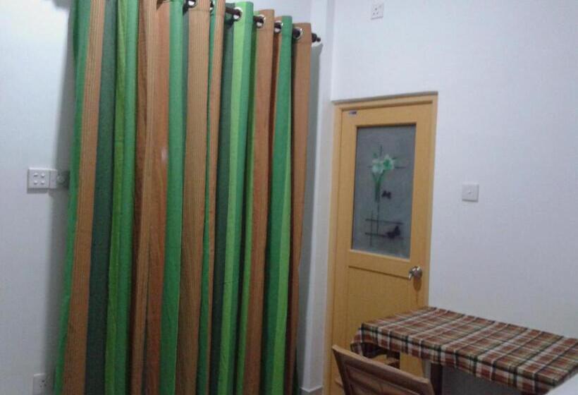 اتاق استاندارد با تخت بزرگ, Family Guest House