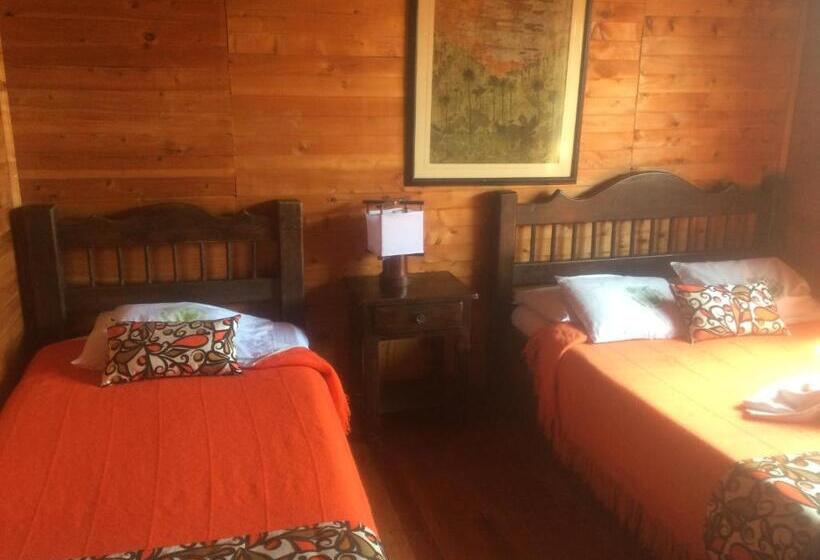 اتاق استاندارد سه نفره, Hostal El Zafiro Del Café