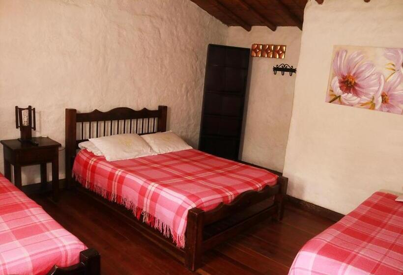 اتاق استاندارد چهار تخته, Hostal El Zafiro Del Café