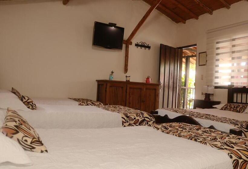 ファミリールーム, Hostal El Zafiro Del Café