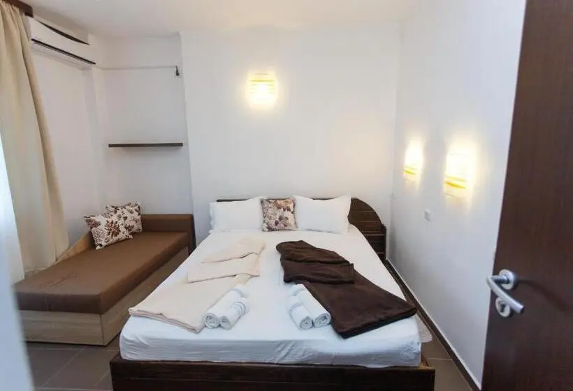 Juniorsviitti Parveke, Vila Sandra
