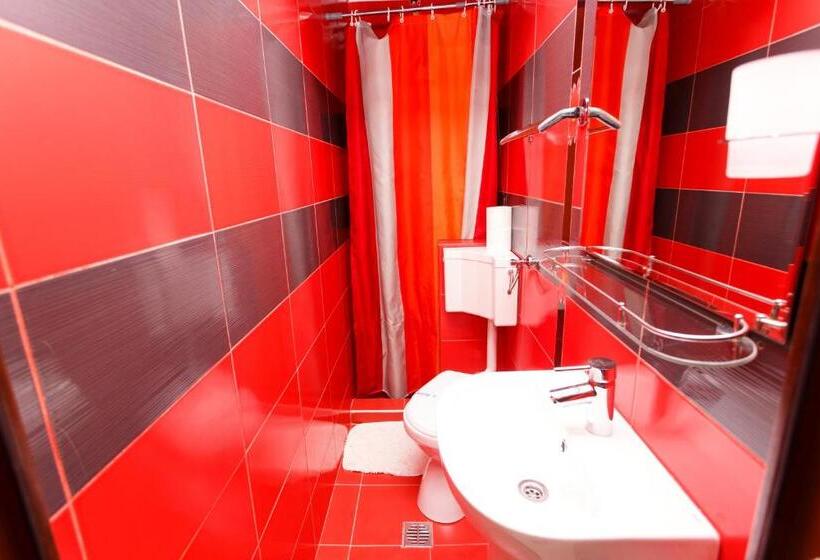 スタンダードトリプルルーム, Vila Sandra