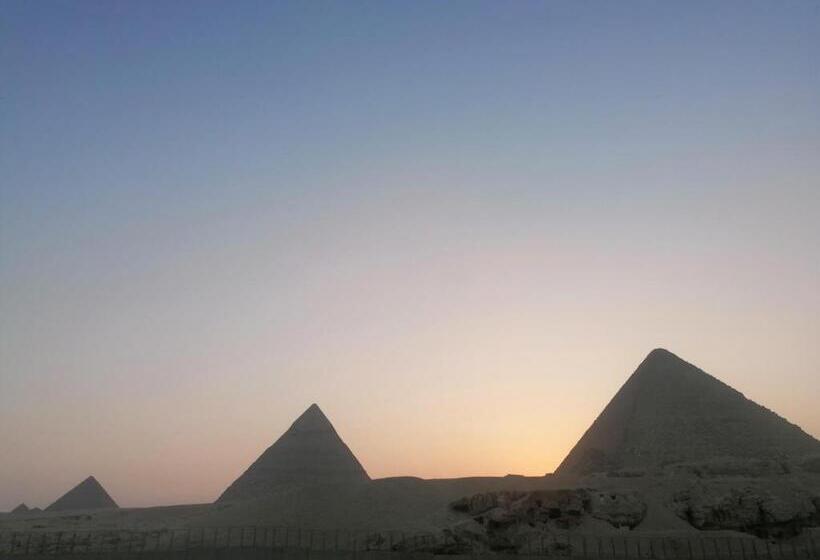 اتاق استاندارد با چشم‌انداز, Grensha Pyramid And Sphinx View