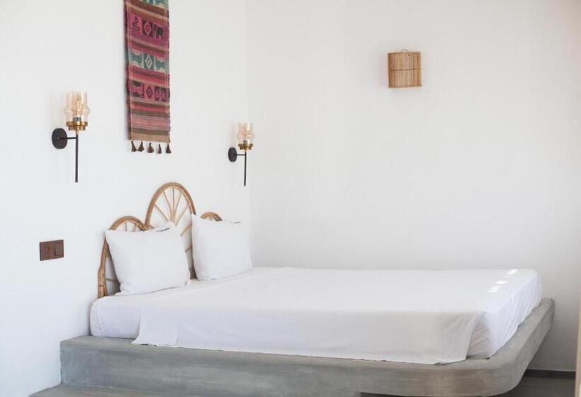 חדר דלוקס עם מרפסת נוף לים, Marshmellow Beach Rooms   Sri Lanka