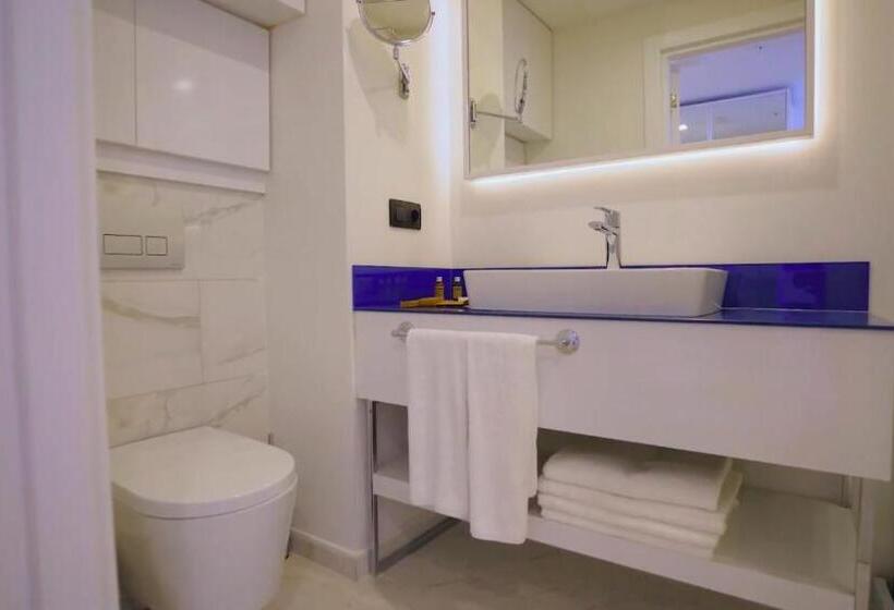 آپارتمان 1 خوابه, Holiday In Orbi City Batumi