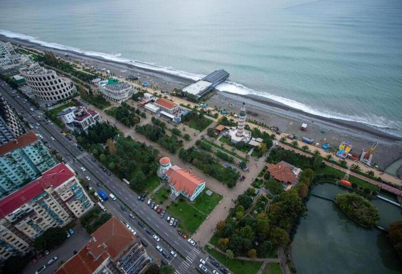 سوئیت 2 خوابه, Holiday In Orbi City Batumi
