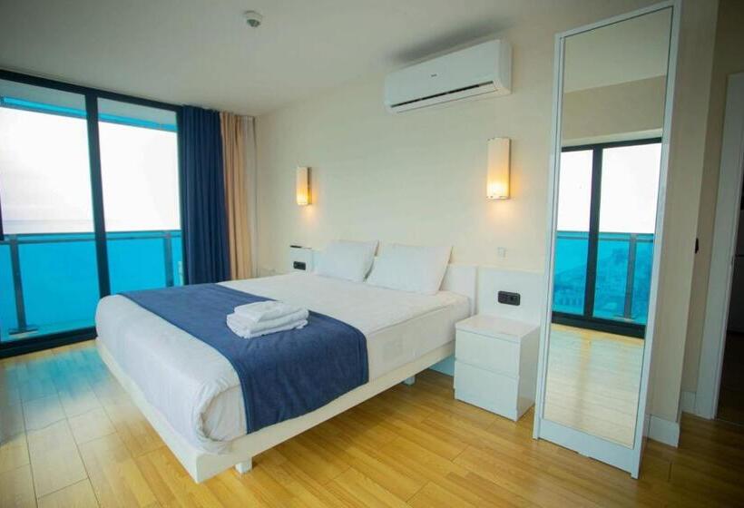 سوئیت 2 خوابه, Holiday In Orbi City Batumi