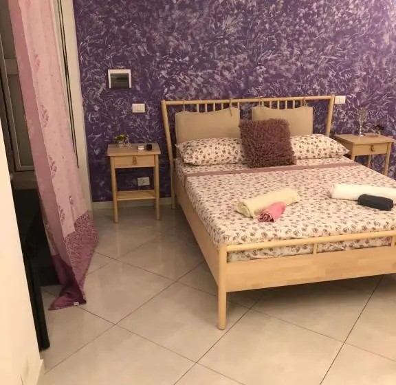 اتاق اکونومی, B&b Al Cavour