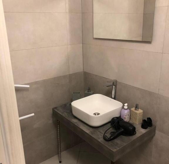 标准间, B&b Al Cavour