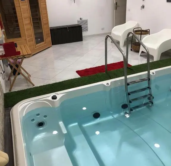 اتاق استاندارد با وان آب گرم, B&b Al Cavour