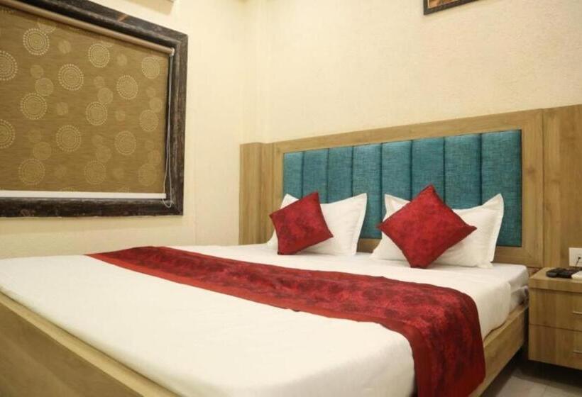 חדר דלוקס, Devraj, Madhya Pradesh