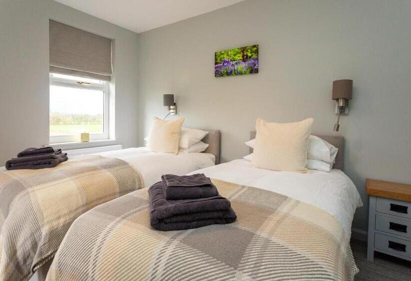 חדר סטנדרט, Howgills House