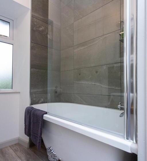 חדר דלוקס, Howgills House