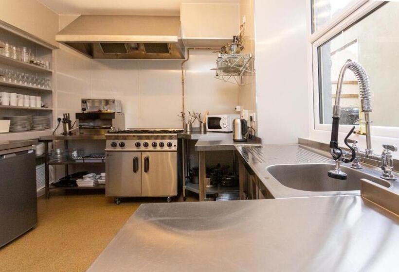 חדר סטנדרט, Howgills House