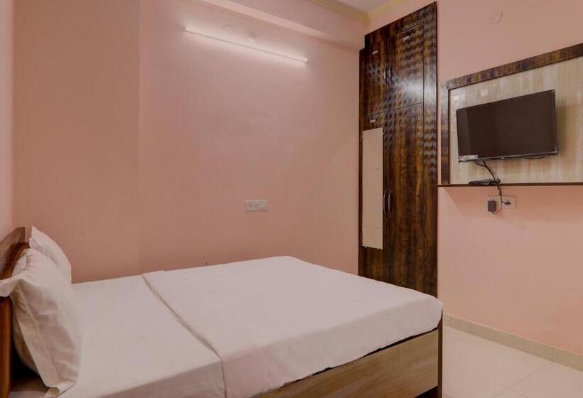 Трехместный Номер Классика, Oyo City Prime Residacy
