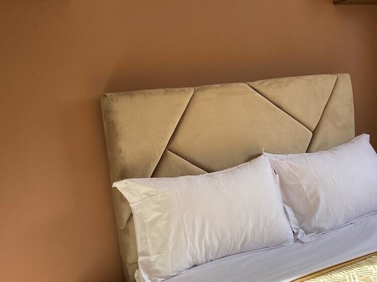 اتاق لوکس, Riad Jbara 2