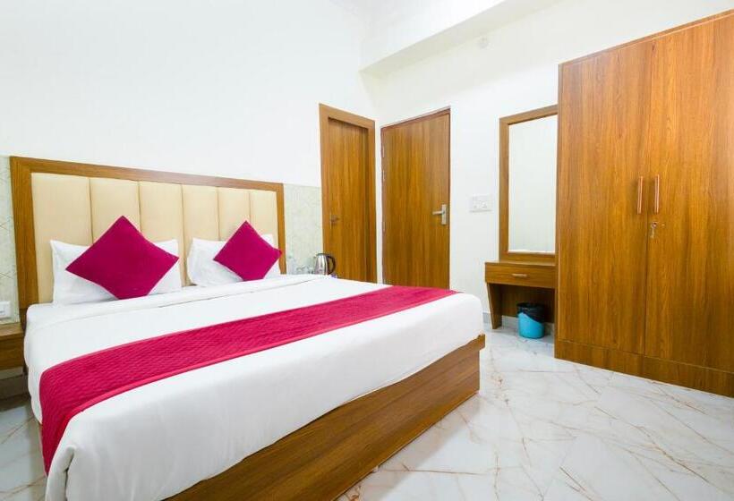 Chambre Standard Vue Ville, Shailly