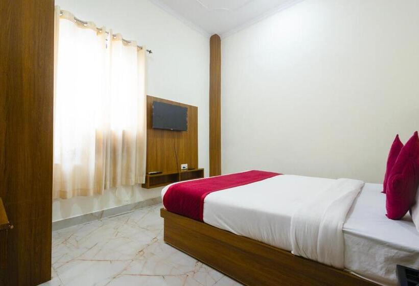 Chambre Standard Vue Ville, Shailly