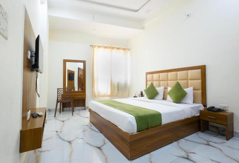 Chambre Standard Vue Ville, Shailly