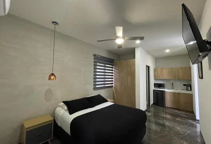 Superior-perhehuone, Suites La Negra