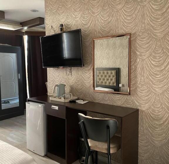 اتاق کلاسیک چهارنفره, Motel Blue Corner