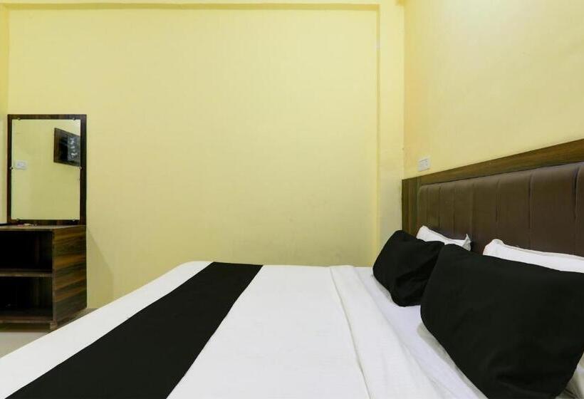三人经典房间, Super Hotel O Sadguru Inn