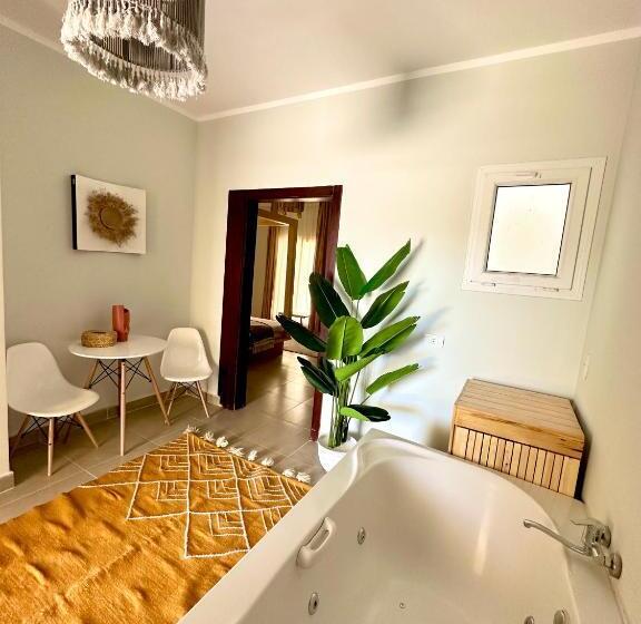 اتاق استاندارد با تخت بزرگ, Babushka Boutique Hotel Dahab