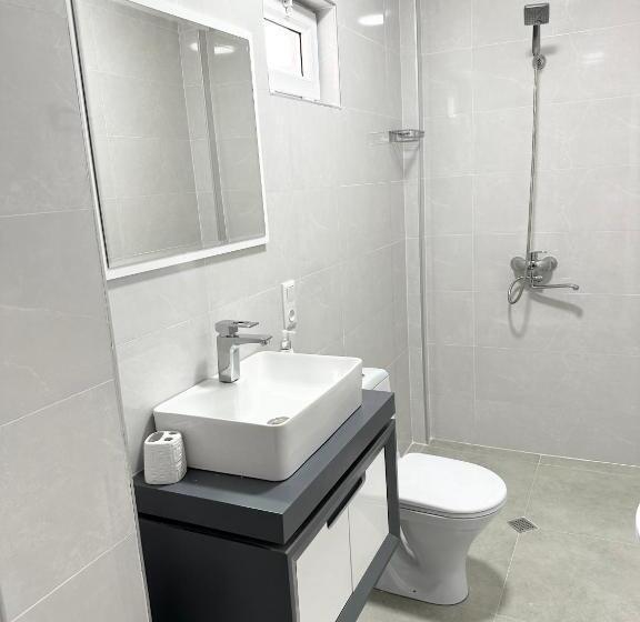 اتاق استاندارد, Guest House N&v