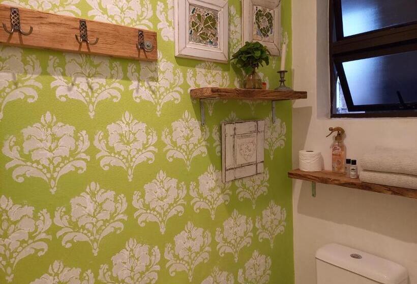 חדר דלוקס, Royal Palm Suite, Villa Roc Guesthouse, Salt Rock Ballito, Solar Power