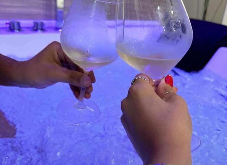 جناح جونيور مطلّ علي البحر, Suite Pizzo Jacuzzi Rooms