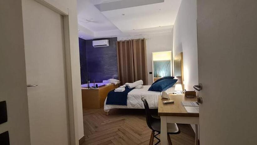 جناح مزود بجاكوزى, Suite Pizzo Jacuzzi Rooms